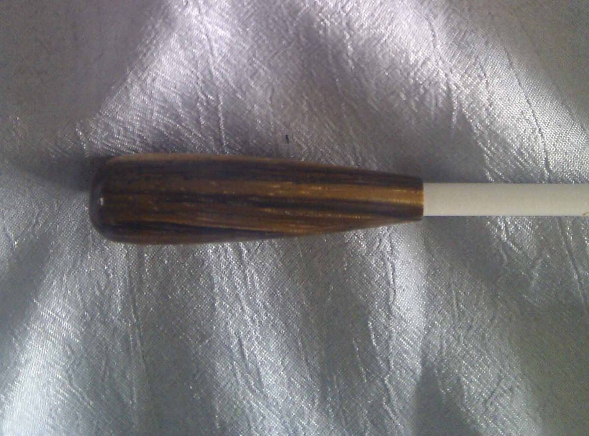 Dirigierstock Serie P, L�nge 12, Zebrawood, weiss - hier klicken